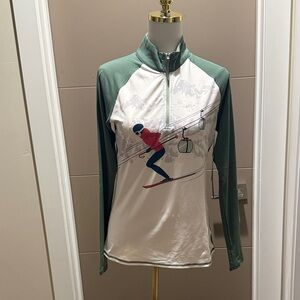 Kyodan Forest Green and White Graphic Pullover